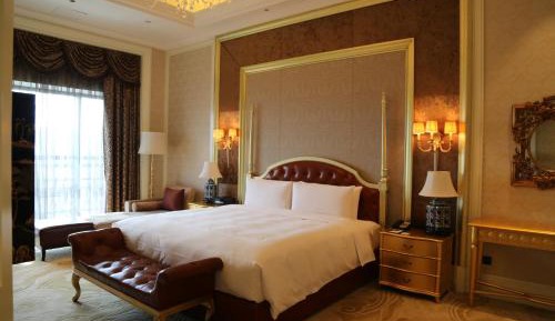 Prime Minister Suite - Non-Smoking