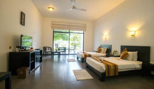 Triple Room with Lake View