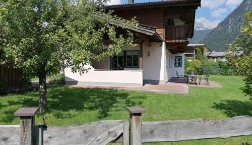 Four-Bedroom Holiday Home