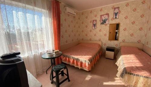 Triple Room with Private Bathroom