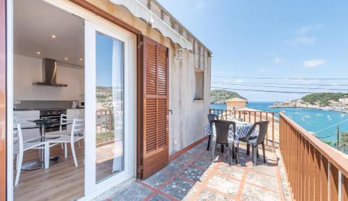 Superior One-Bedroom Apartment with Balcony