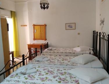 Basic Triple Room