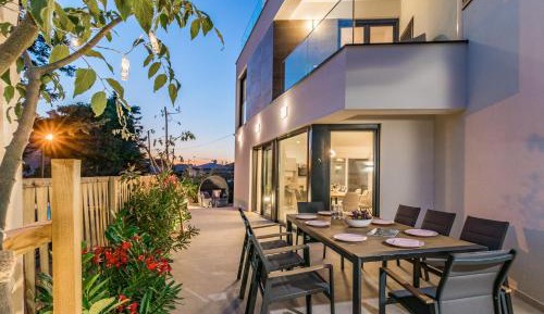 Villa with Sea View