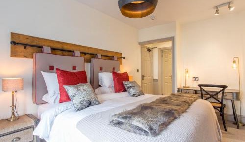 Superior King Room