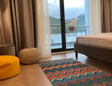 Queen Room with Balcony