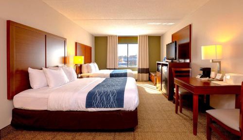 Queen Room with Two Queen Beds - Non-Smoking