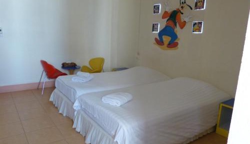 Standard Twin Room