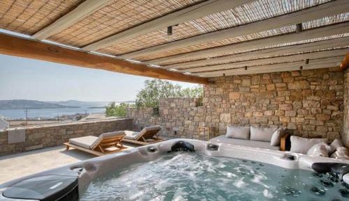 Sea View 4 Bedroom Villa Outdoor Hot Tub | M Two