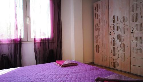 One-Bedroom Apartment (4 Adults)