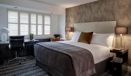 Standard King Room