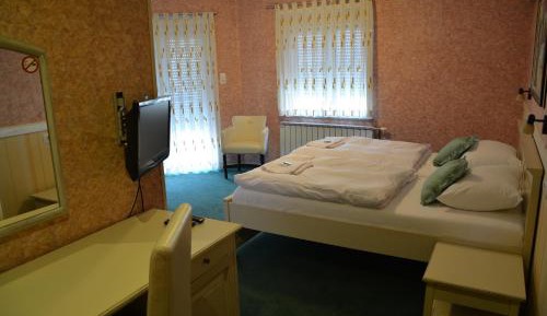 Triple Room with Balcony