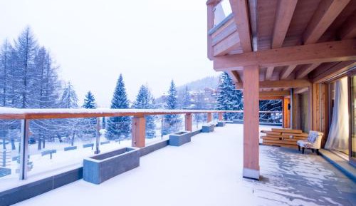 Two-Bedroom Apartment with Terrace