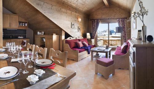Two-Bedroom Apartment (6 Adults) with Spa Access