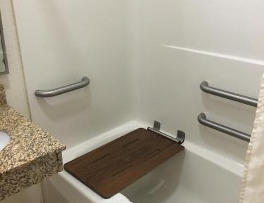 Deluxe Queen Room - Disability Access/Non-Smoking