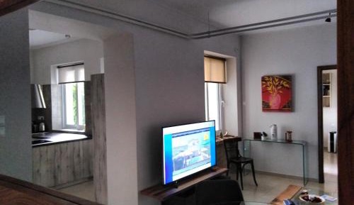 Apartment with Garden View