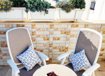 One-Bedroom Apartment with Terrace
