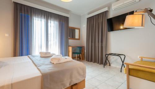 Triple Room with Sea View