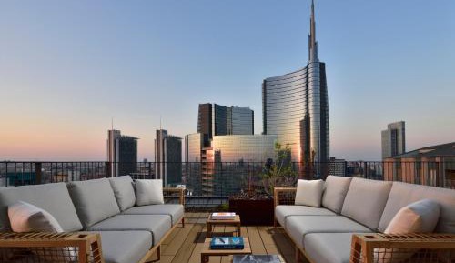 Penthouse Suite V-Floor with Garden View 