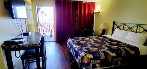 Queen Room
