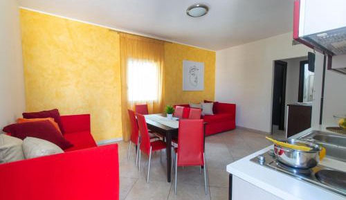 One-Bedroom Apartment with Sofa Bed (4 Adults)