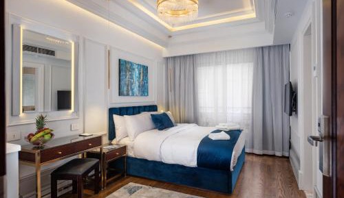 Standard Queen Room