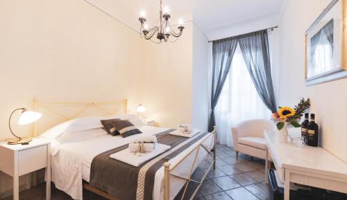 Triple Room with Private Bathroom