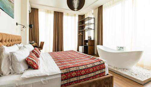 Suite with City View
