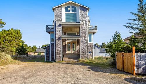 Four bedroom holiday home 