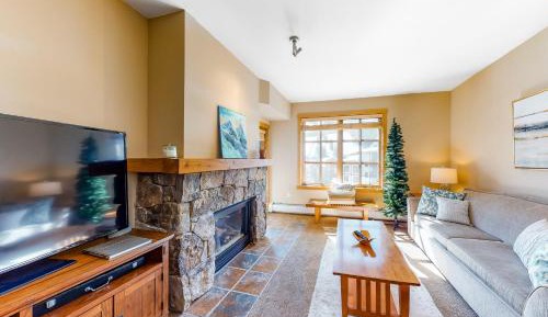 One Bedroom Apartment