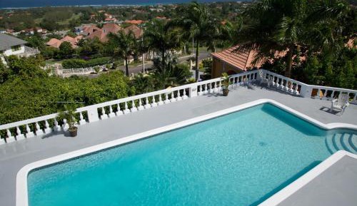 Five-Bedroom Villa