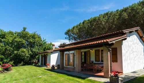 Five-Bedroom Holiday Home