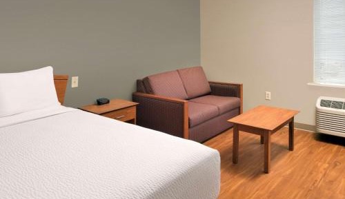 Standard Double Room with Sofa Bed - Non-Smoking