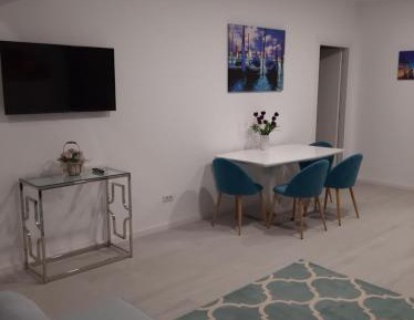 Apartment with Frontal Sea View