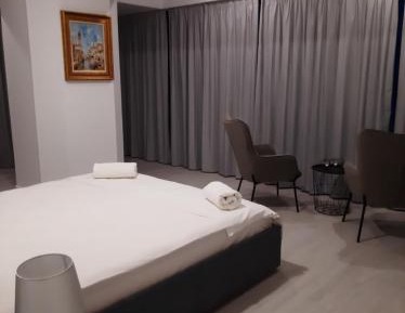 Apartment with Frontal Sea View