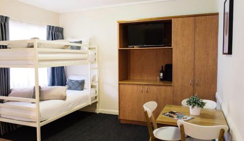 Triple Bunk room