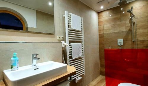 Two-Bedroom Apartment with Balcony