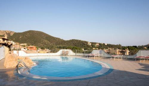 Superior One-Bedroom Apartment