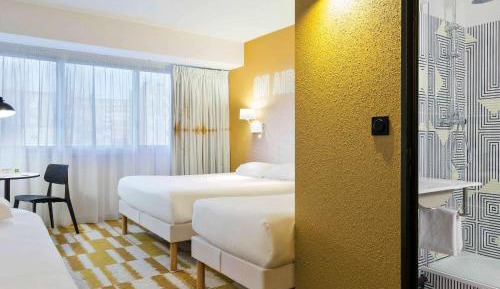 Standard Room With Three Single Beds