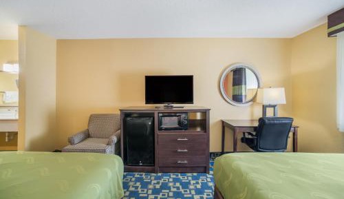 Standard Room with Two Double Beds - Non-Smoking