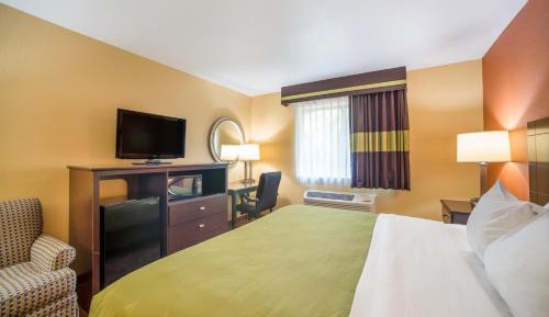 King Room - Accessible/Non-Smoking