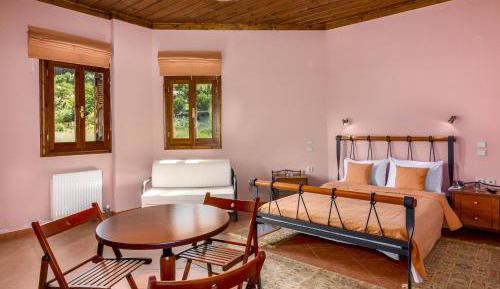 Quadruple Room with Mountain View