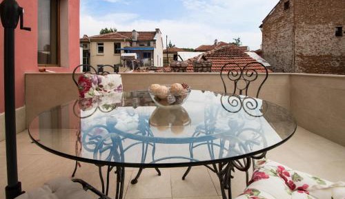 Apartment with Terrace