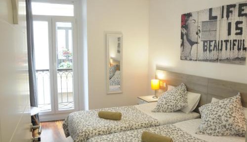 Double or Twin Room with Shared Bathroom