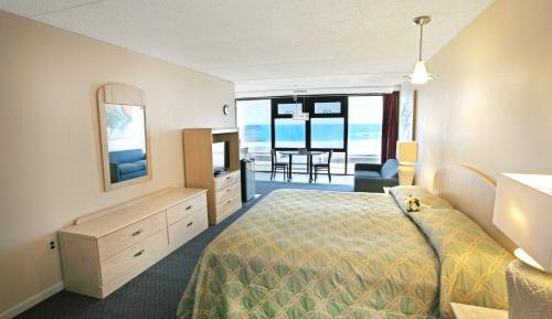 Deluxe King Suite