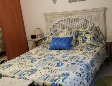 One-Bedroom Holiday Home