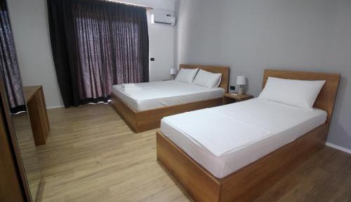 Triple Room with City View