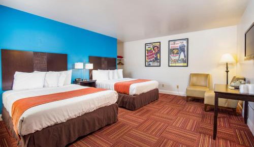 Double Room with Two Double Beds