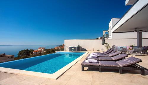 Villa with Sea View