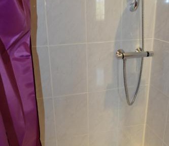 Twin Room with Shower