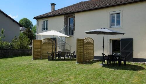 One-Bedroom Holiday Home